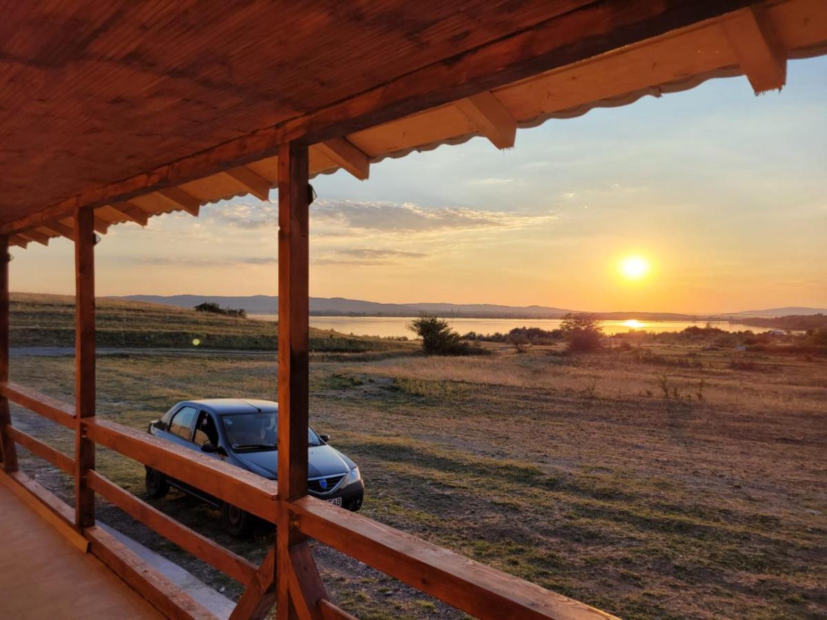 Cabana Varad Coronini Moldova Veche Exterior foto